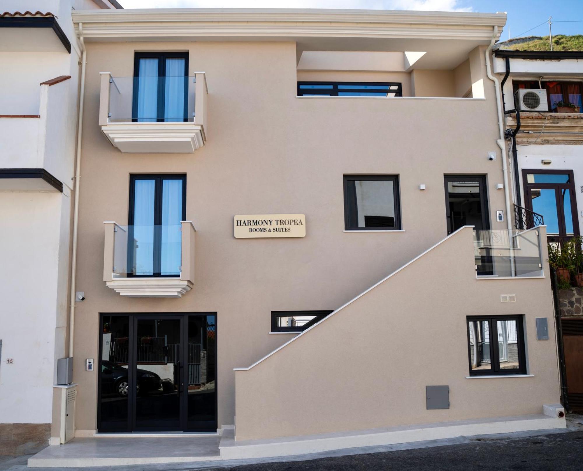 Harmony Tropea Rooms & Suites Экстерьер фото